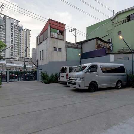 Ihotel Uptown Bgc Taguig Exterior photo